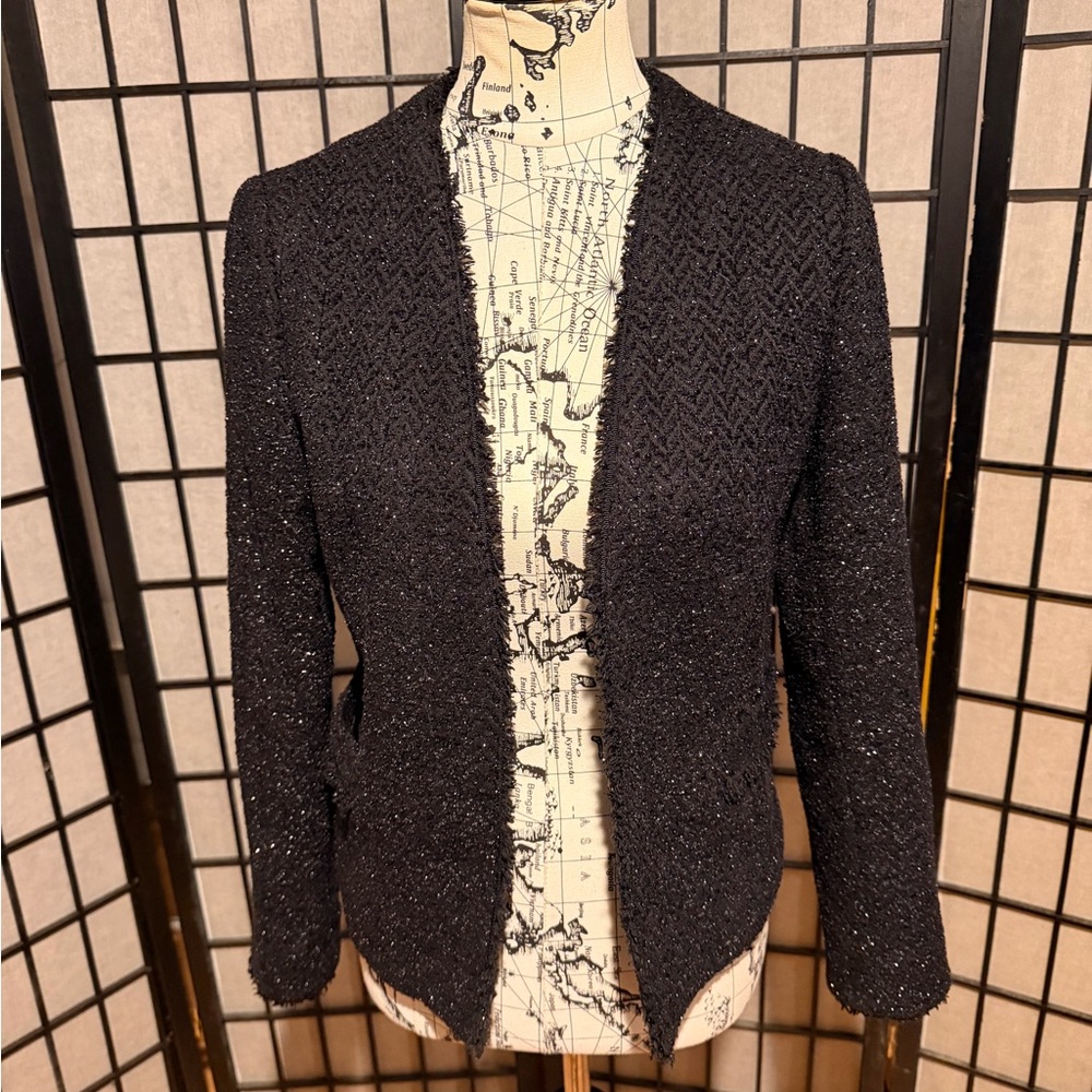 Massimo Dutti Wool Texture Tinsel tweed openfront crop raw edge trim lurex shiny